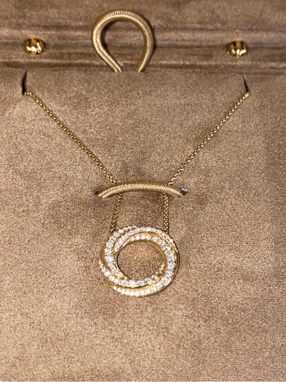 DAVID YURMAN PETITE PAVÉ CROSSOVER PENDANT NECKLACE
18K Yellow Gold & Diamonds - Picture 6 of 16